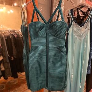 Emerald green bodycon dress